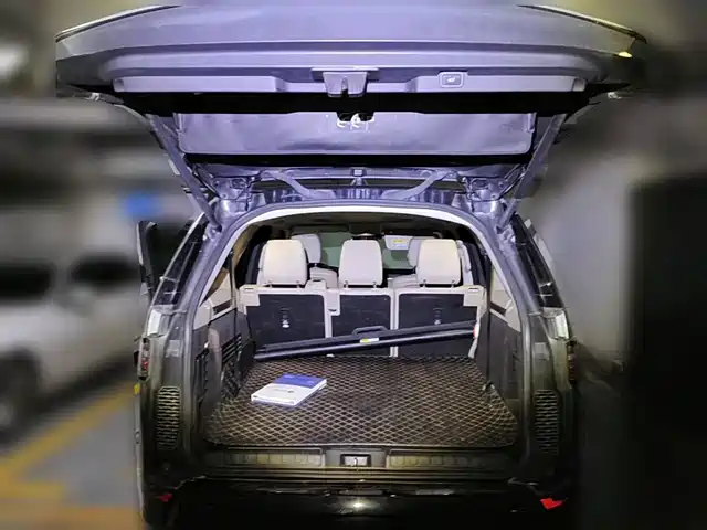 Land Rover Discovery 2020 2.0T 30th Anniversary Special Edition — фото 4