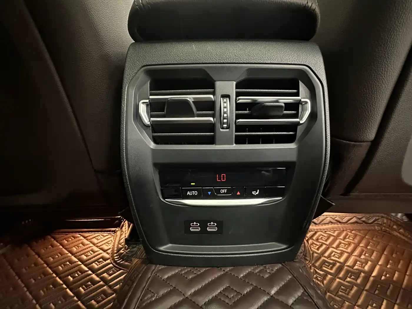 BMW 3 Series 2023 320Li M Sport Package фото 22
