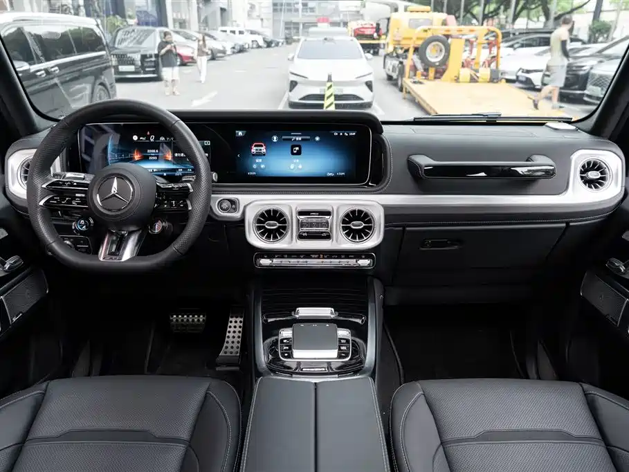 MERCEDES-BENZ G-CLASS AMG