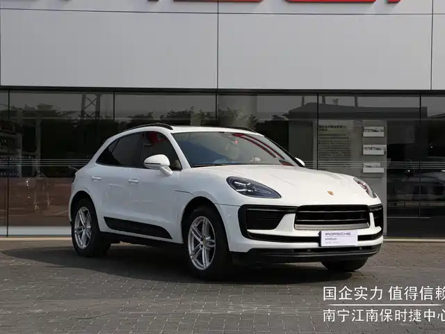 Porsche Macan 2024 Macan 2.0T — фото 4