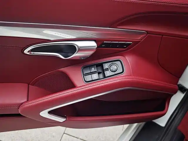 Porsche 718 2022 Cayman 2.0T фото 4