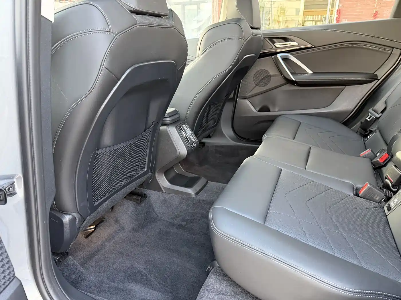 BMW X1 2024 sDrive20Li X Design Package фото 13