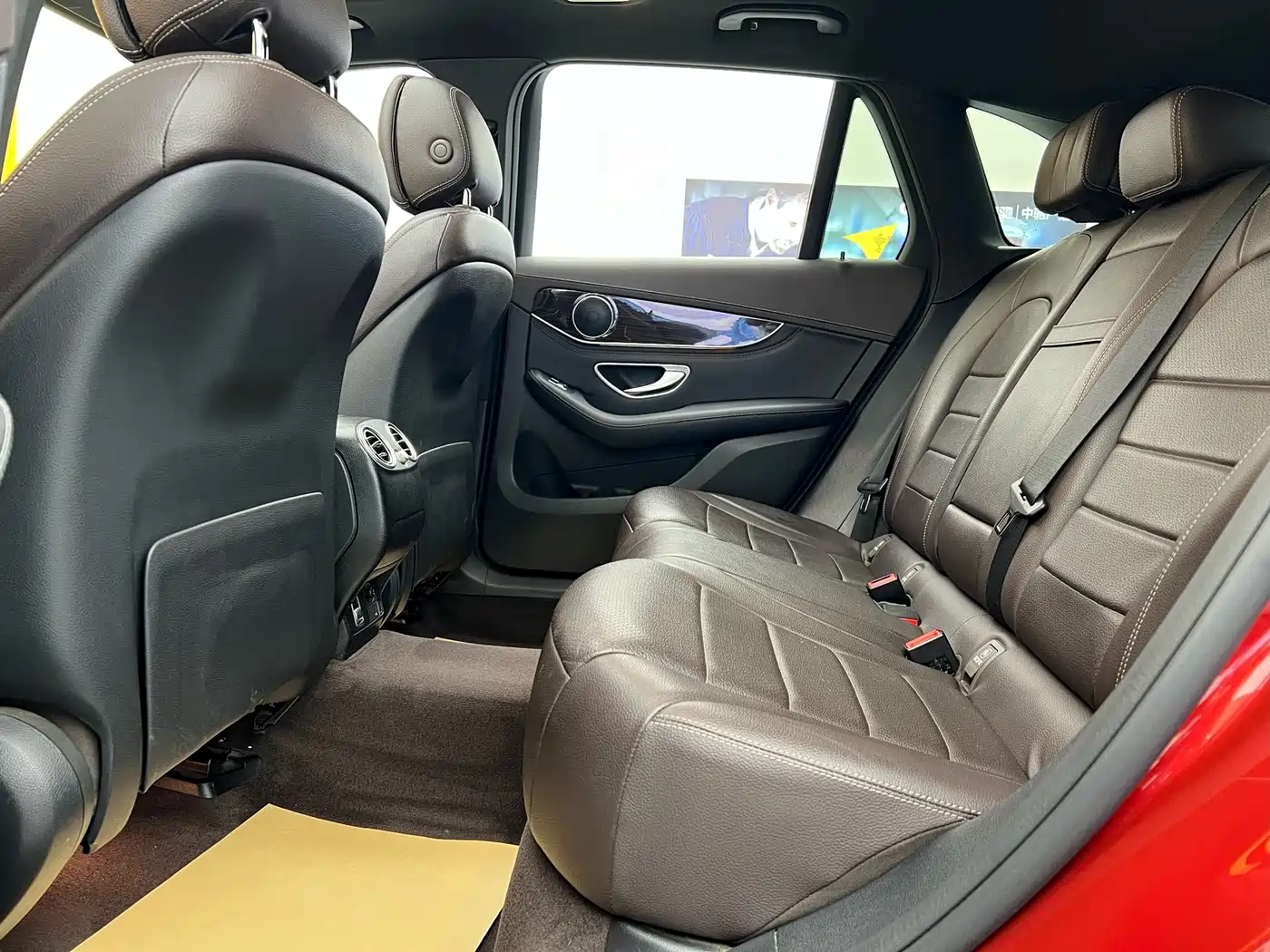 Mercedes-Benz GLC 2019 GLC 260 4MATIC Luxury фото 24