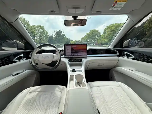 Geely Galaxy Starry Wish 2025 UP 410km Explorer Edition — фото 5