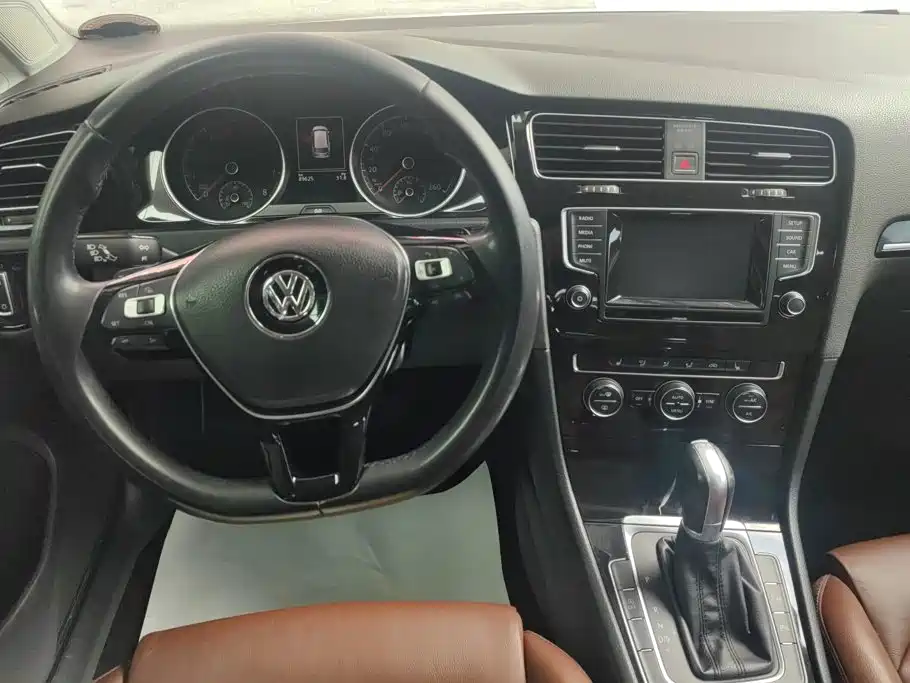 Volkswagen Golf (Import) 2015 2014 1.4TSI Luxury Wagon
