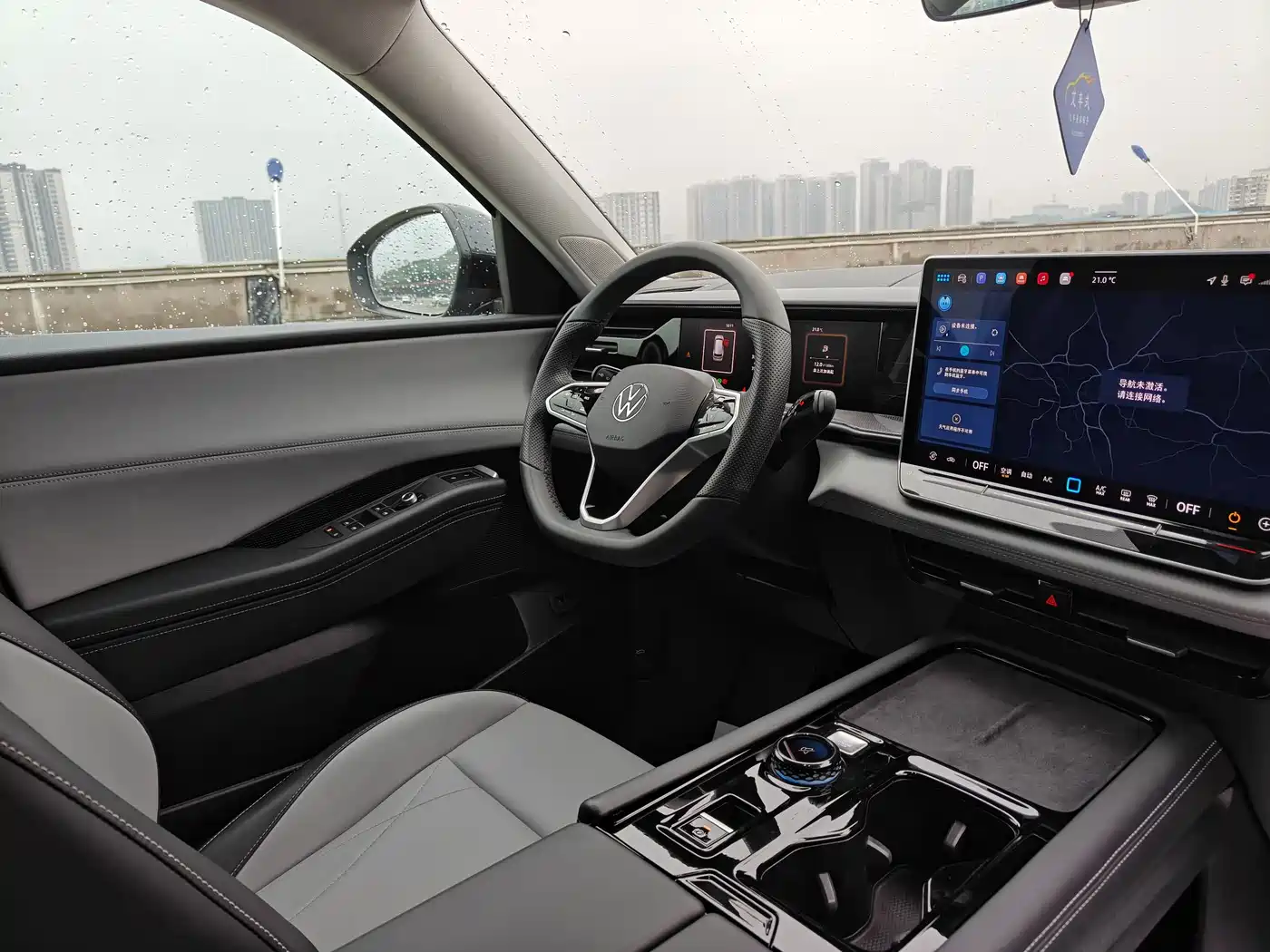 Volkswagen Teramont 2025 Teramont Pro 450TSI AWD Explorer Edition фото 25