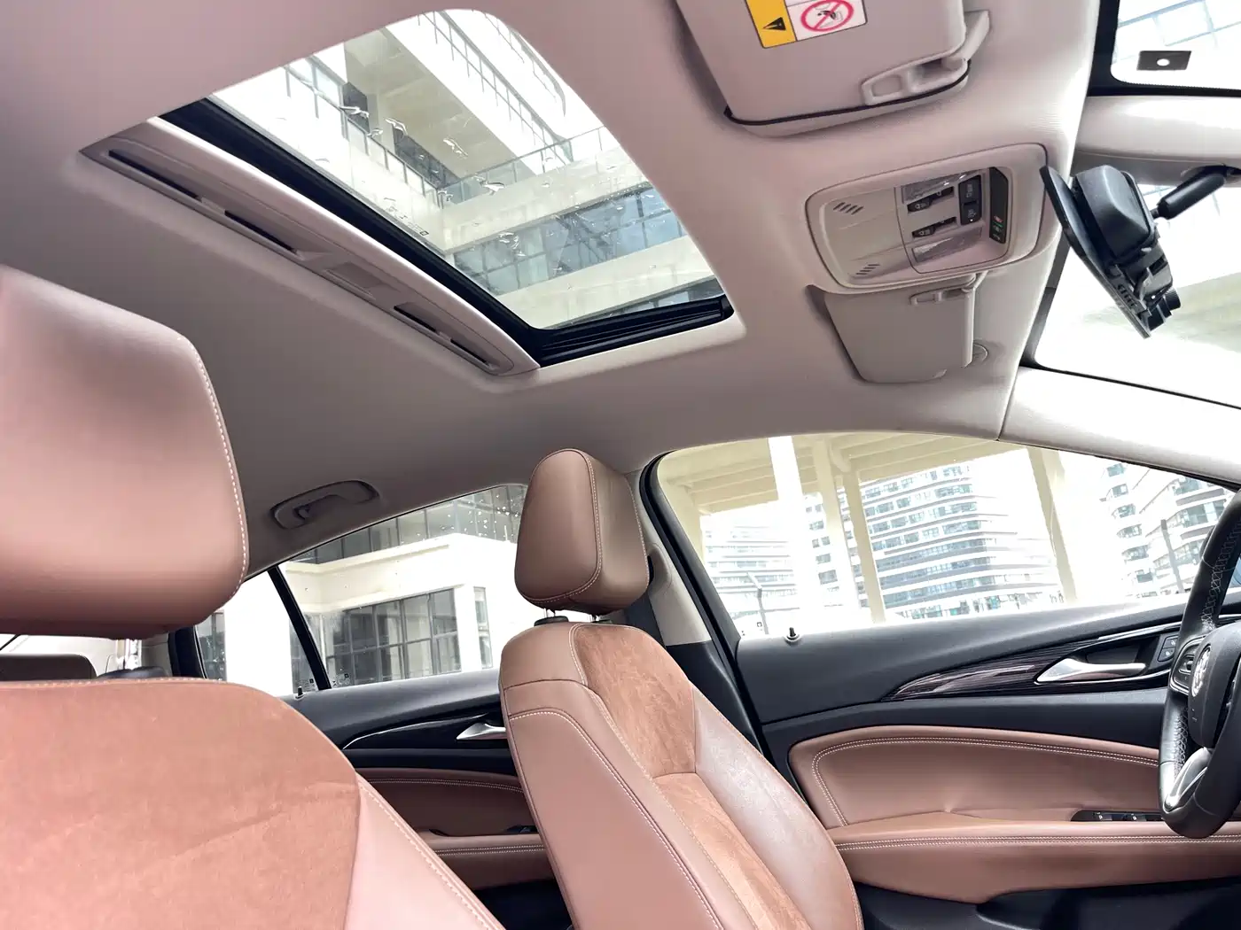 Buick Regal 2020 552T Luxury фото 24