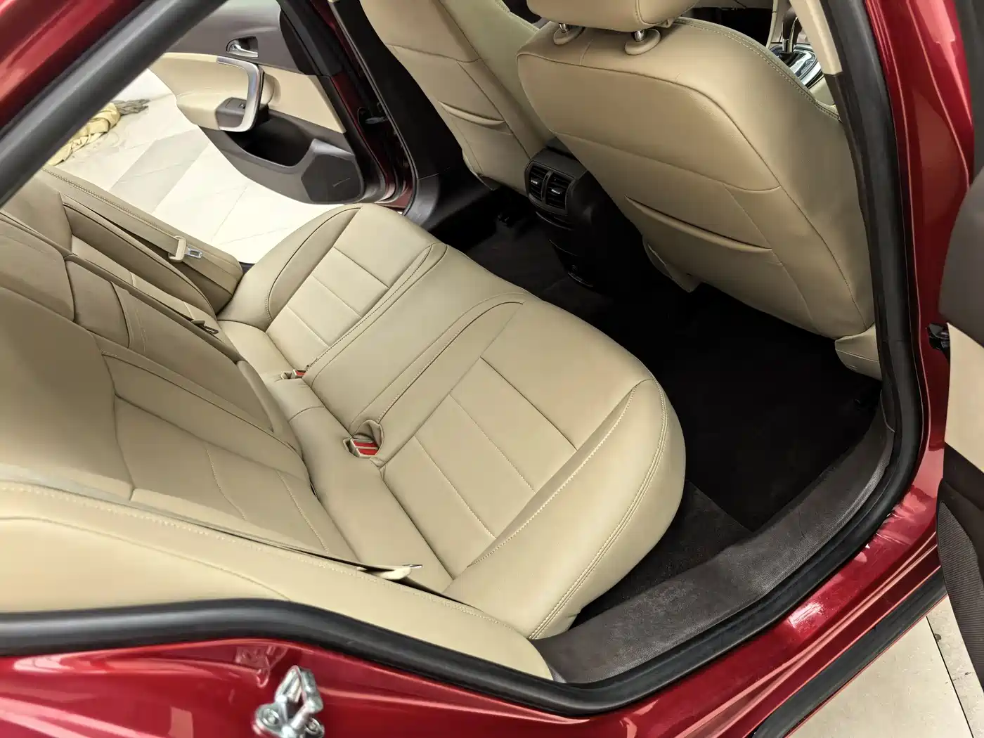 Buick Regal 2011 2.0L Comfort Edition фото 12