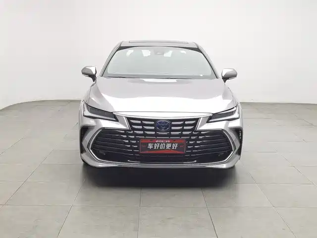 Toyota Avalon 2022 Hybrid 2.5L Luxury Edition — фото 3