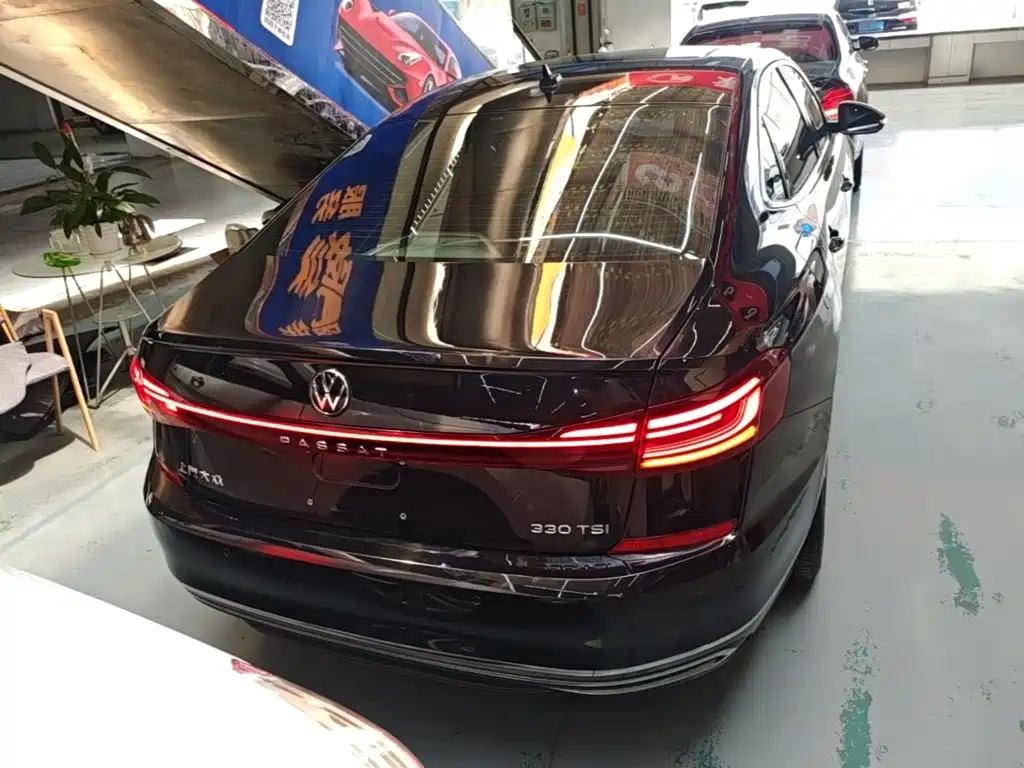 Фото 6 - Volkswagen Passat