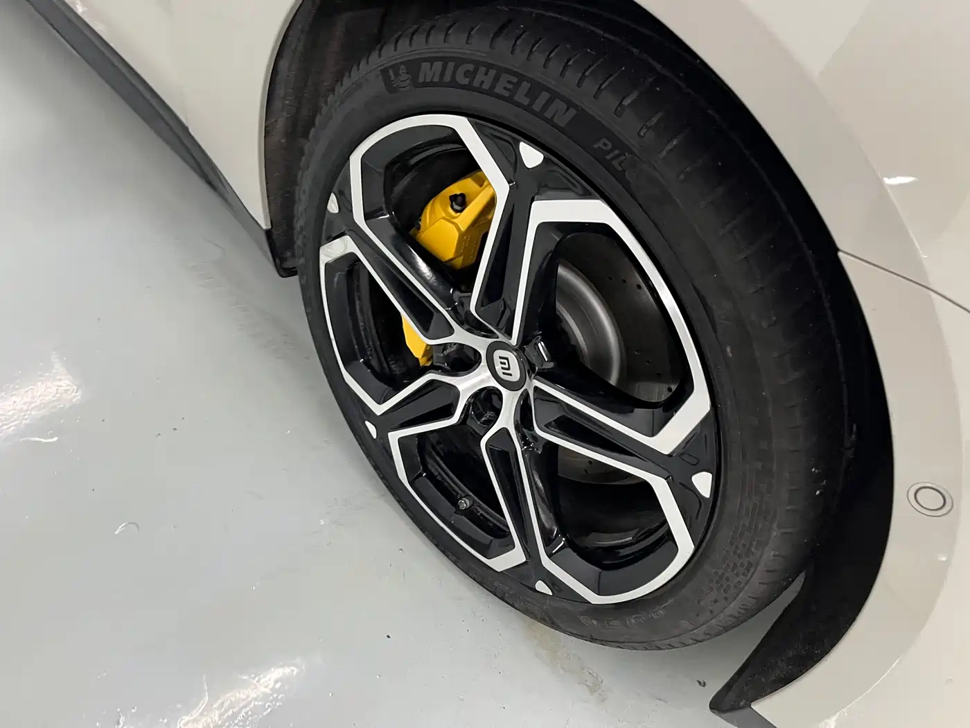 Xiaomi Auto Xiaomi SU7 2024 RWD Ultra Long Range Advanced Smart Driving Pro Edition фото 11
