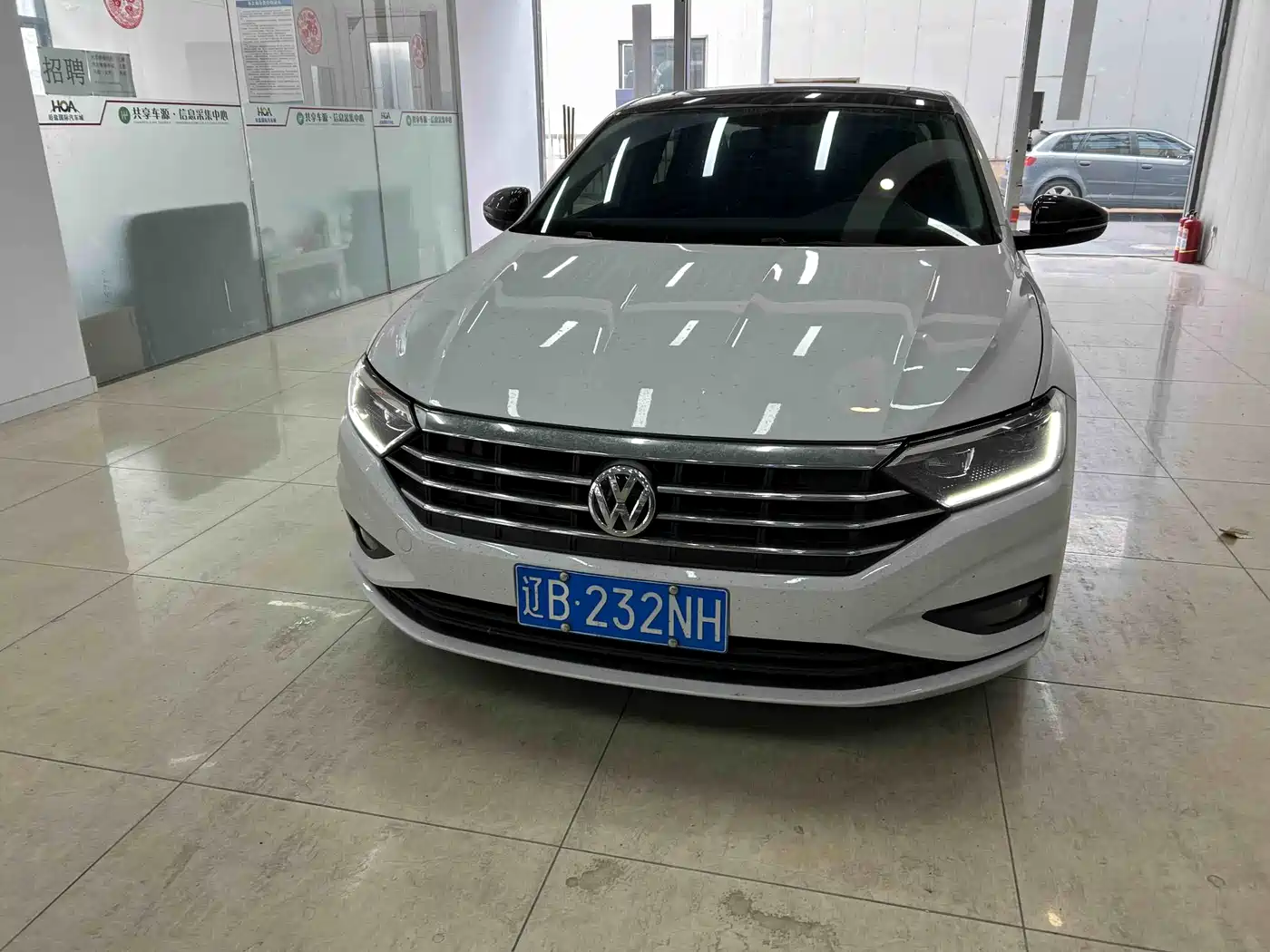 Volkswagen Sagitar 2022 280TSI DSG Surpassing Edition фото 2