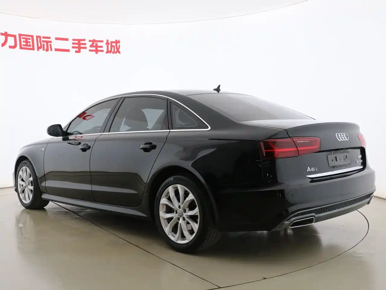 Audi A6L 2018 Model 35 TFSI Collector's Edition фото 16