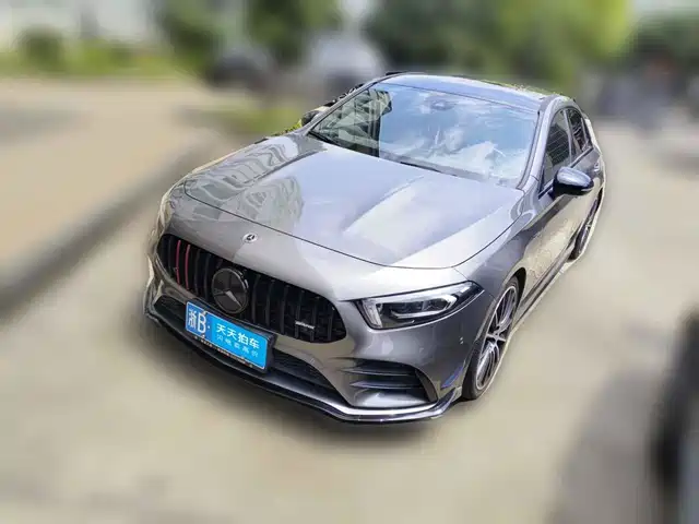 Mercedes-Benz A-Class AMG 2022 AMG A 35 L 4MATIC — фото 1