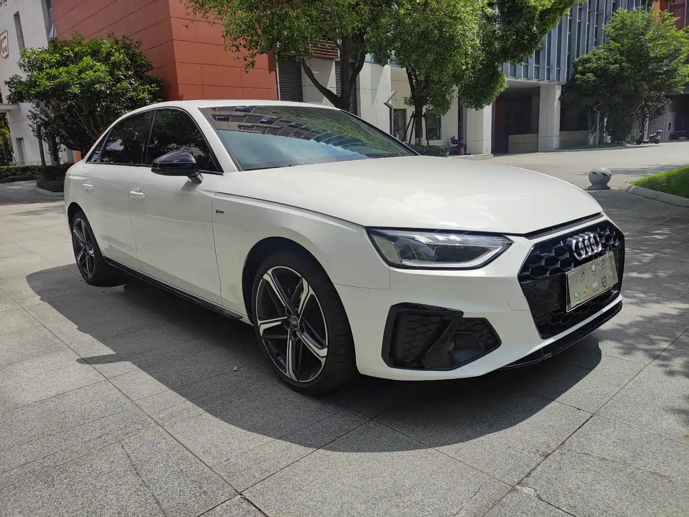 Audi A4L 2024 40 TFSI Luxury Dynamic (Starry Night Edition) фото 3