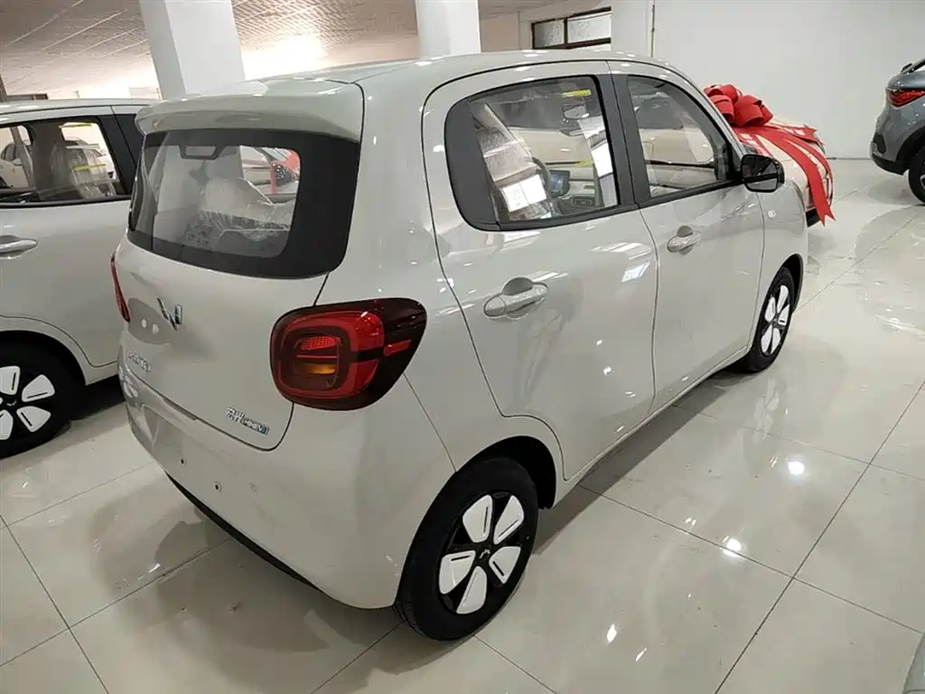 Wuling Motors Hongguang MINIEV 2026 2025 4-Door Advanced