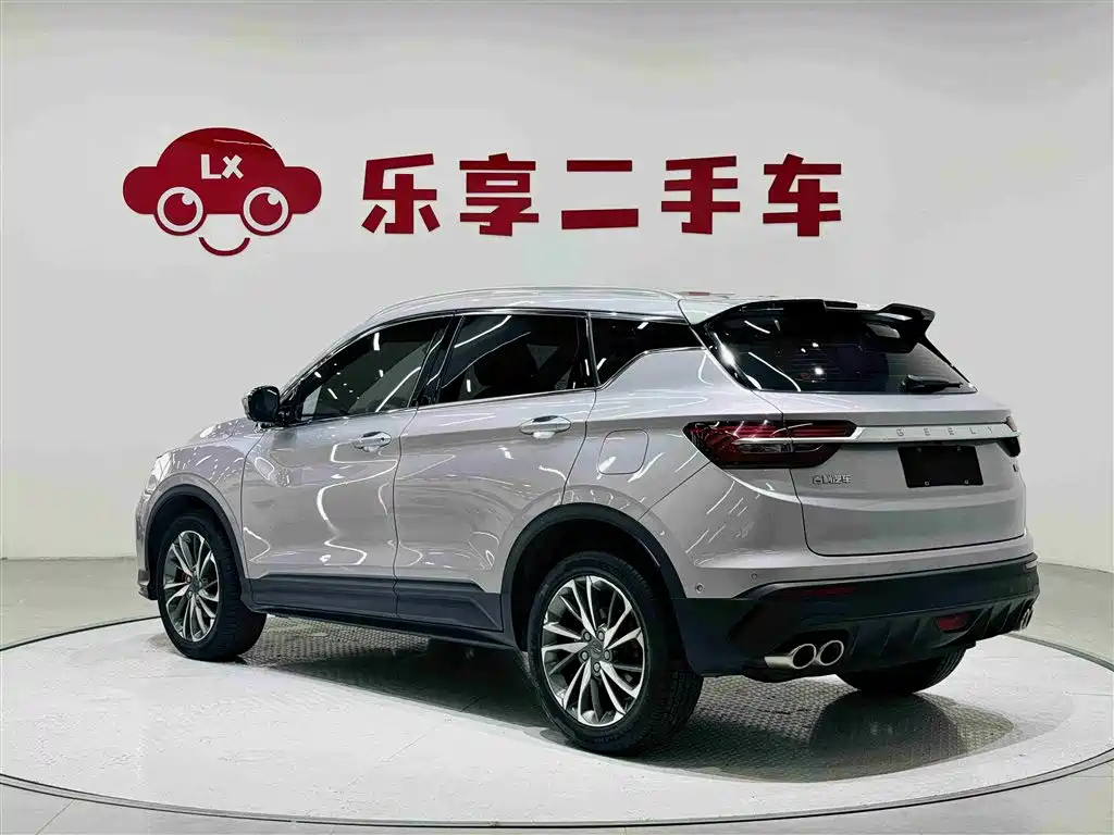 Фото 3 - Geely Coolray