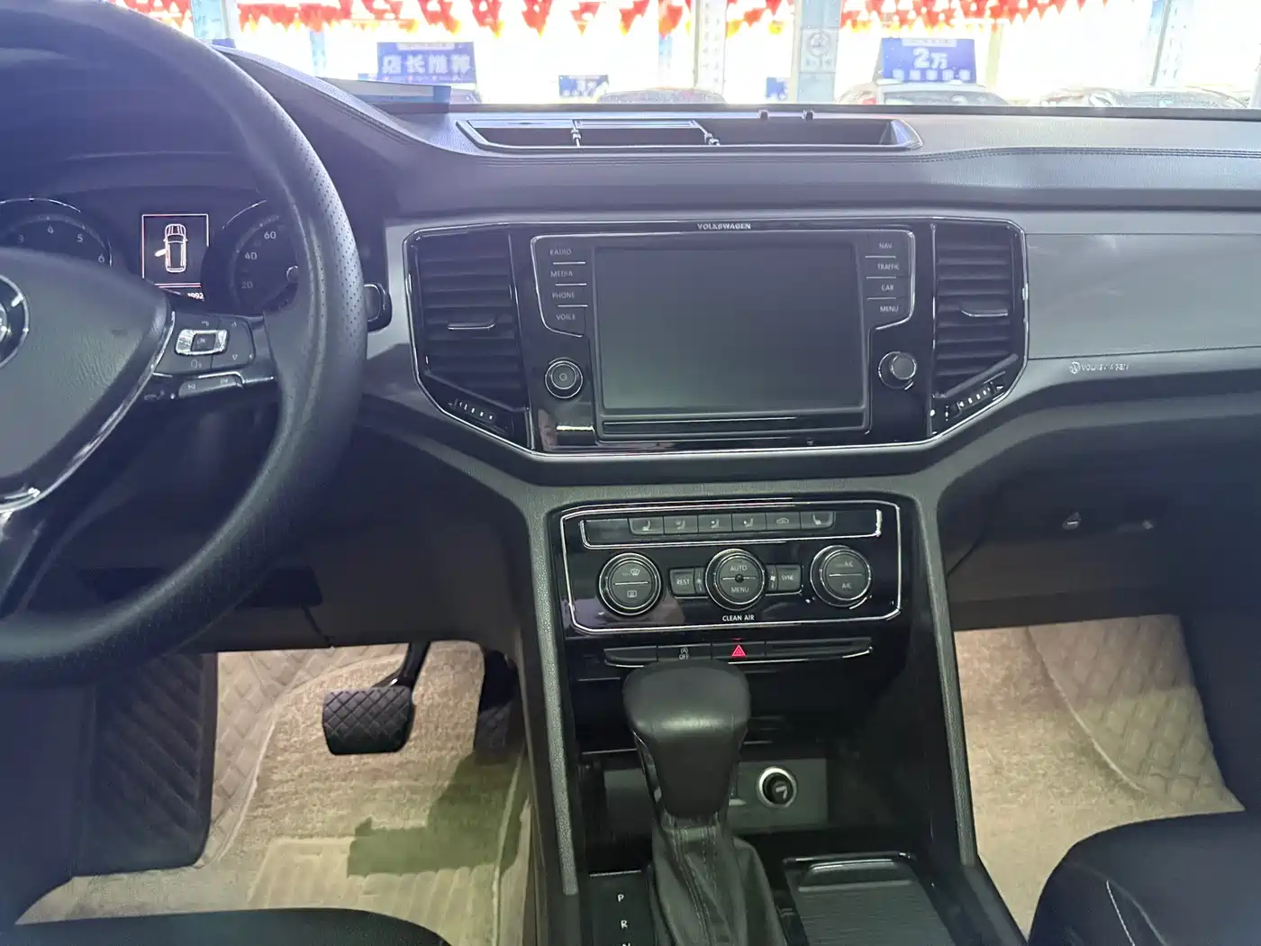 Volkswagen Teramont 2017 380TSI 4WD Luxury Edition фото 15
