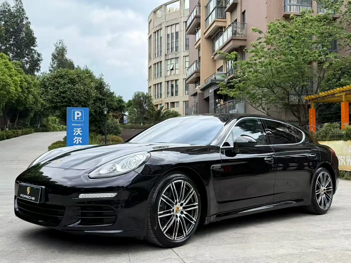 Porsche Panamera 2016 Panamera Executive Edition 3.0T фото 22