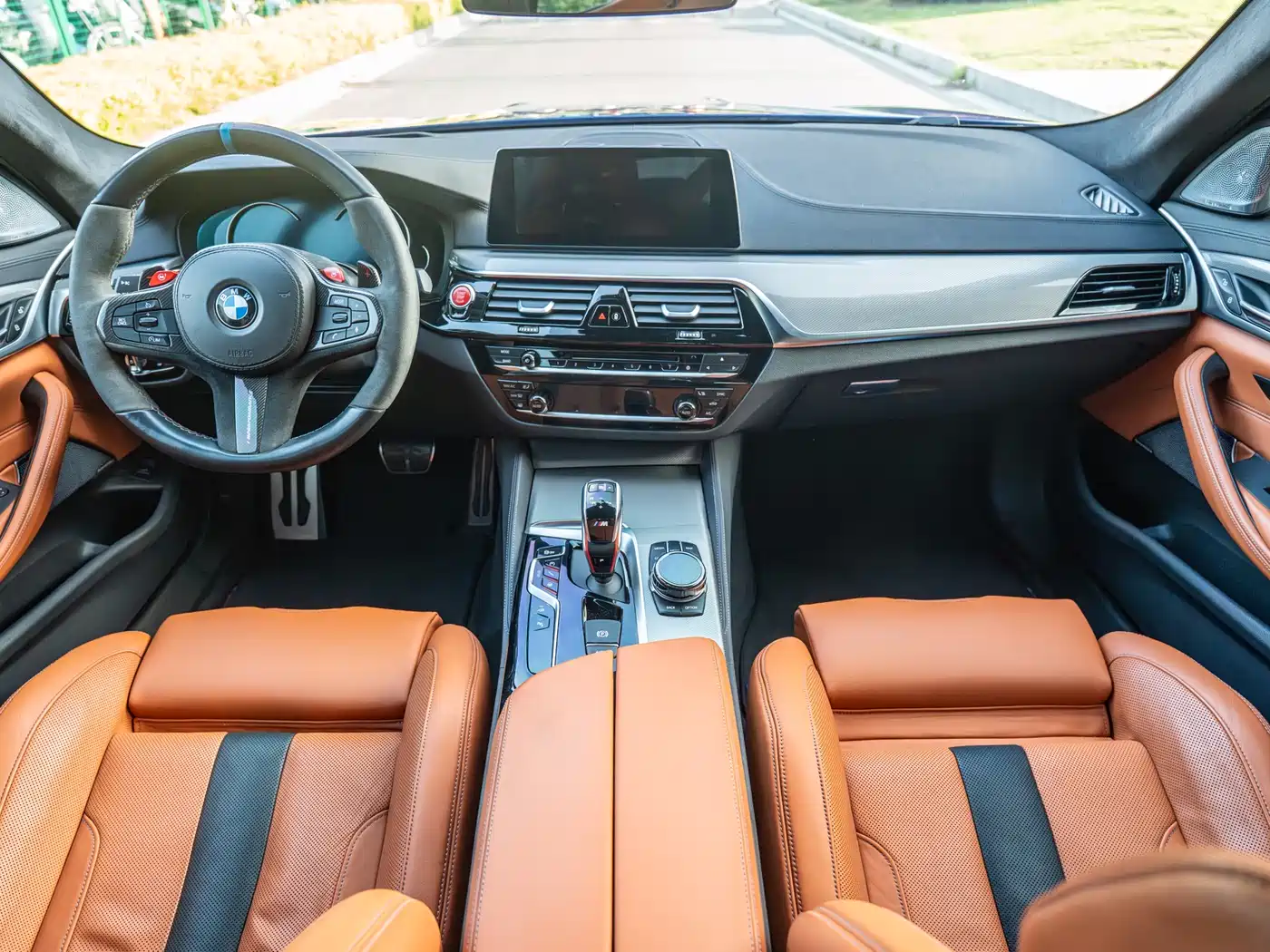 BMW M5 2018 M5 фото 8