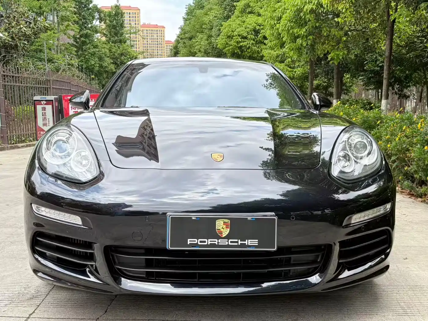 Porsche Panamera 2016 Panamera Executive Edition 3.0T фото 35