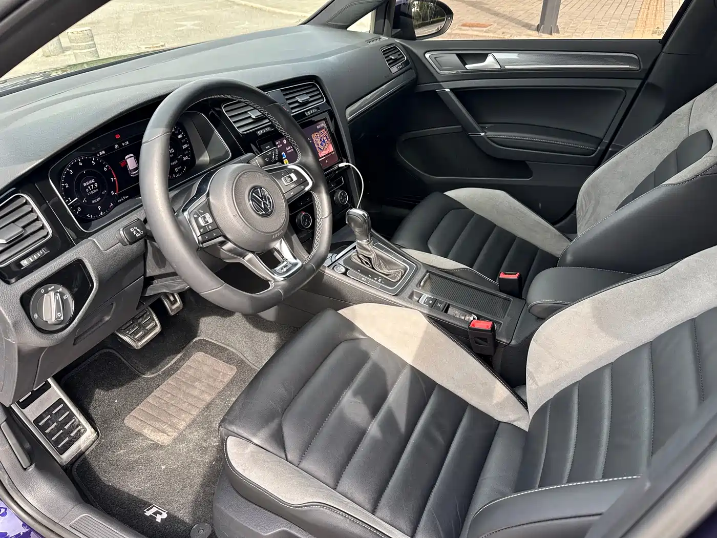 Volkswagen Golf 2019 280TSI DSG R-Line China VI фото 6