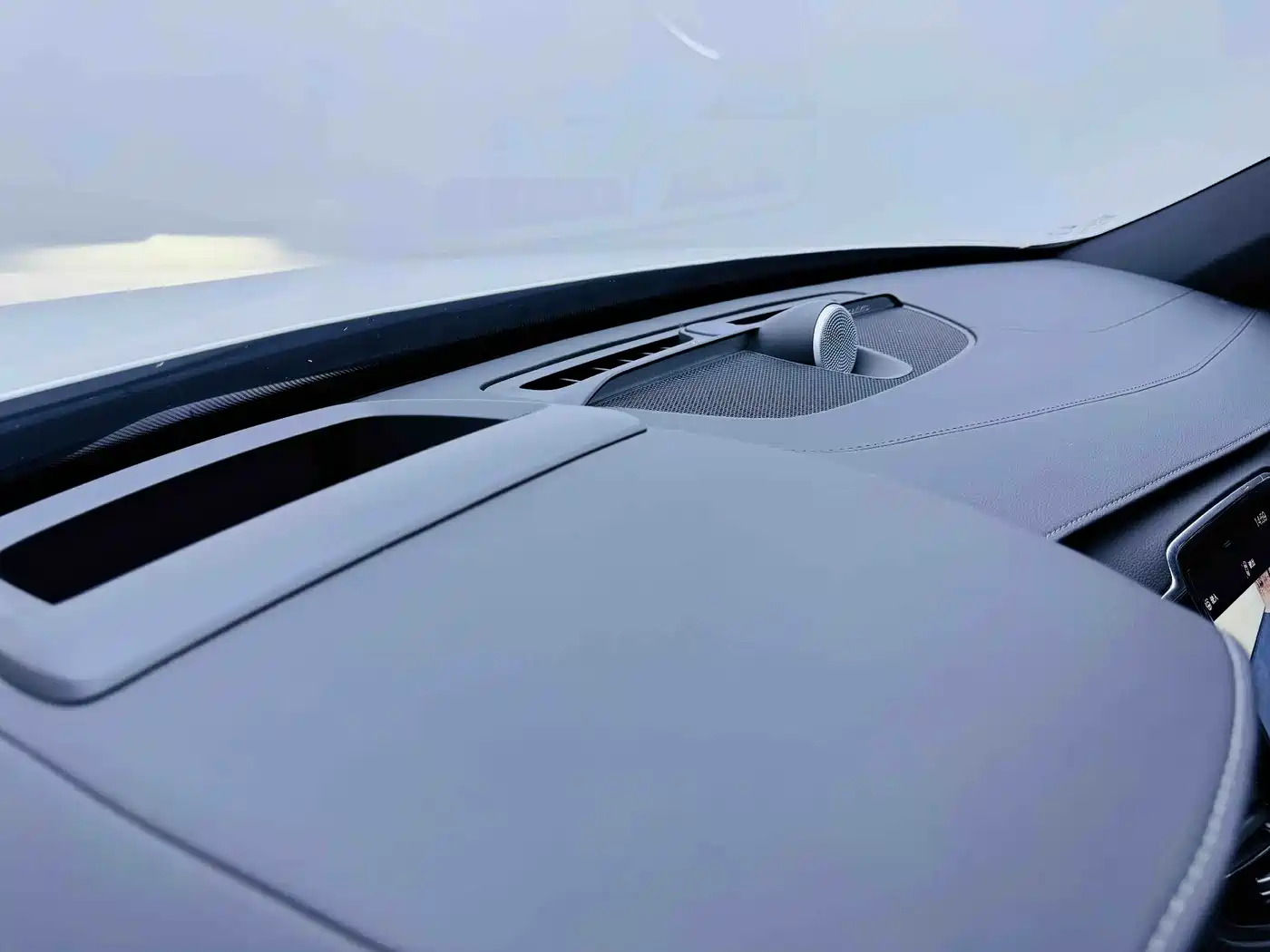 Фото 7 - Volvo XC90