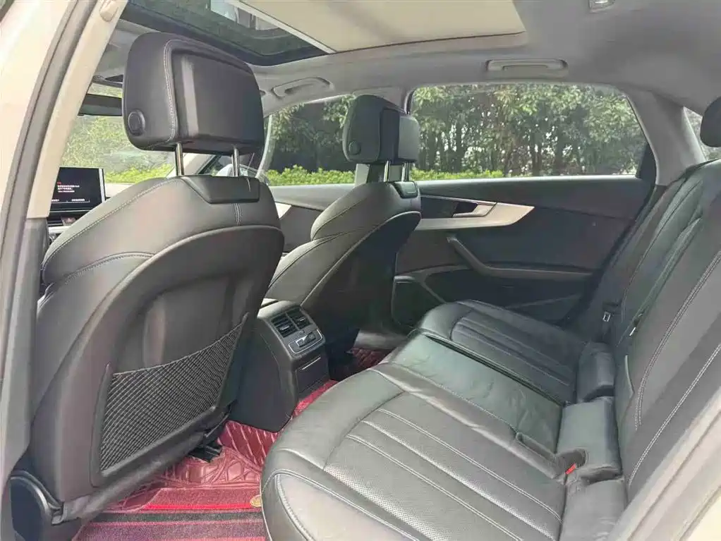 Audi A4L 2020 40 TFSI Fashion Dynamic Edition фото 6