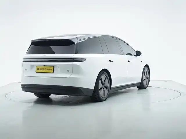 Li Auto Li i8 2025 2025 Standard Edition
