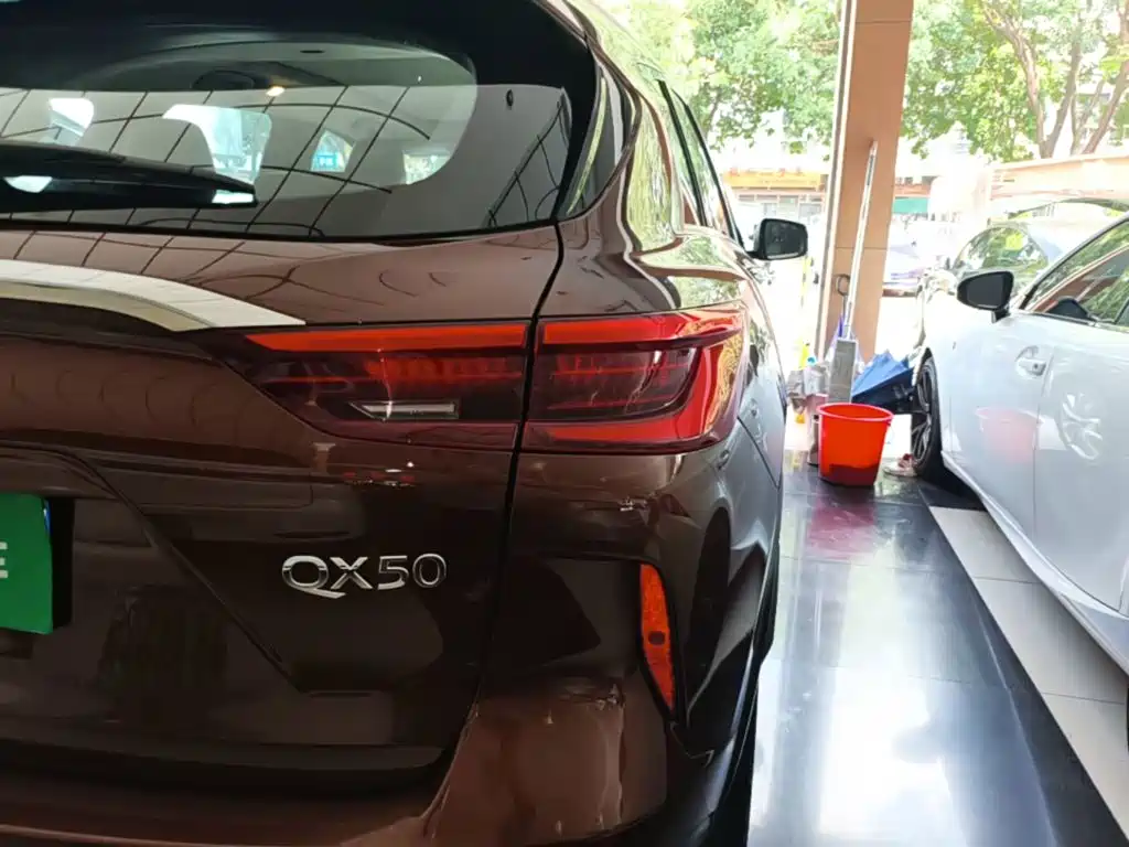 Infiniti QX50 2021 2020 Facelift 2.0T 2WD Fashion Edition