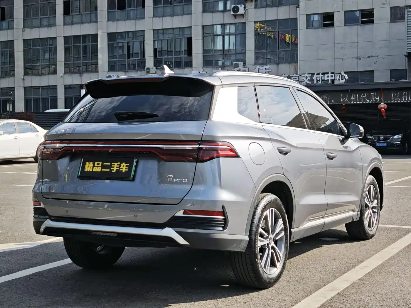 BYD Song Pro New Energy 2022 DM-i 51km Luxury фото 6