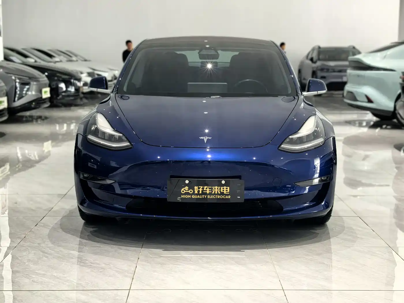 TESLA MODEL 3