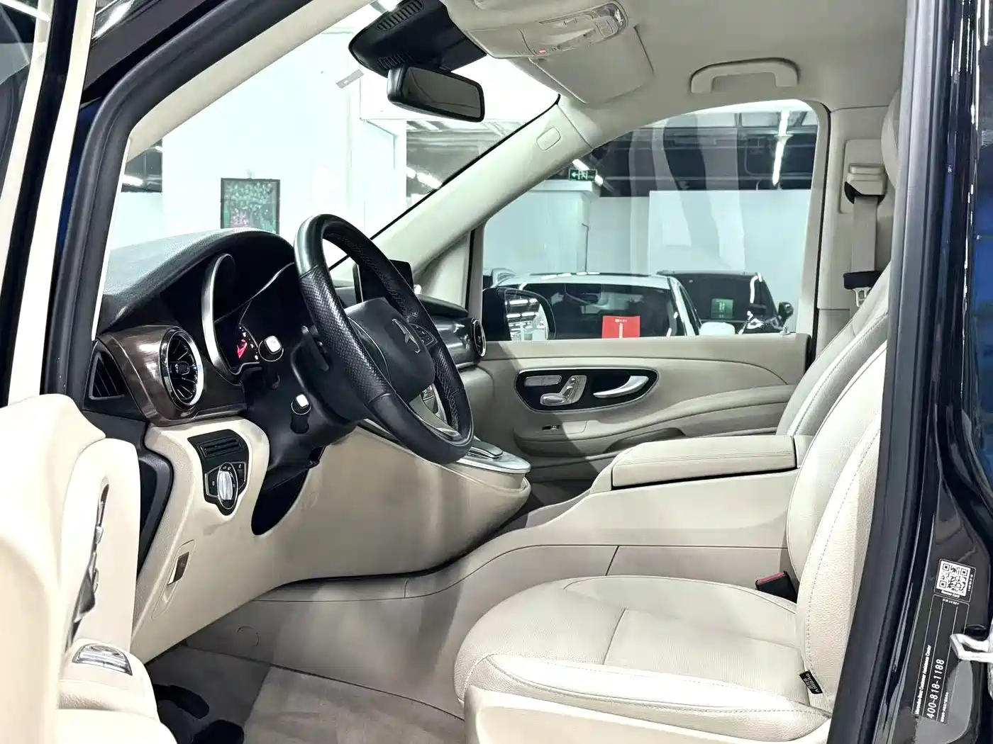 Mercedes-Benz V-Class 2020 V 260 Navigator Edition фото 7