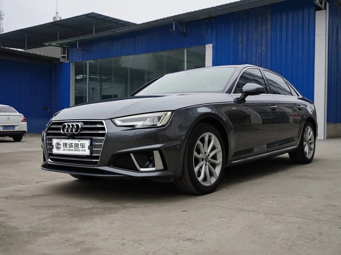 Audi A4L 2019 40 TFSI Fashion (China VI)
