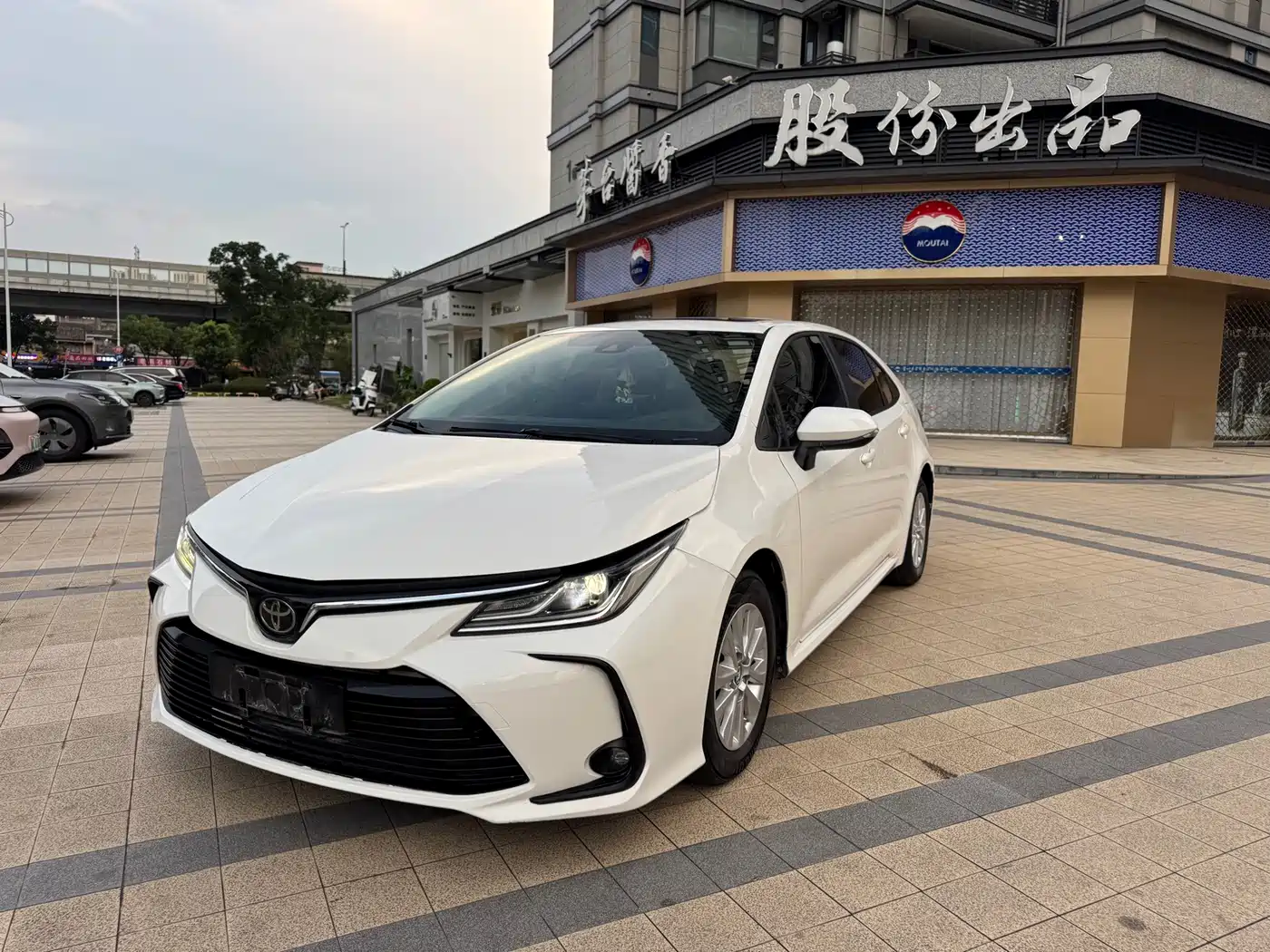 Photo 1 - Toyota Corolla