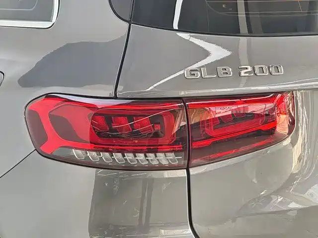 Mercedes-Benz GLB 2024 2023 Facelift GLB 200 Fashion