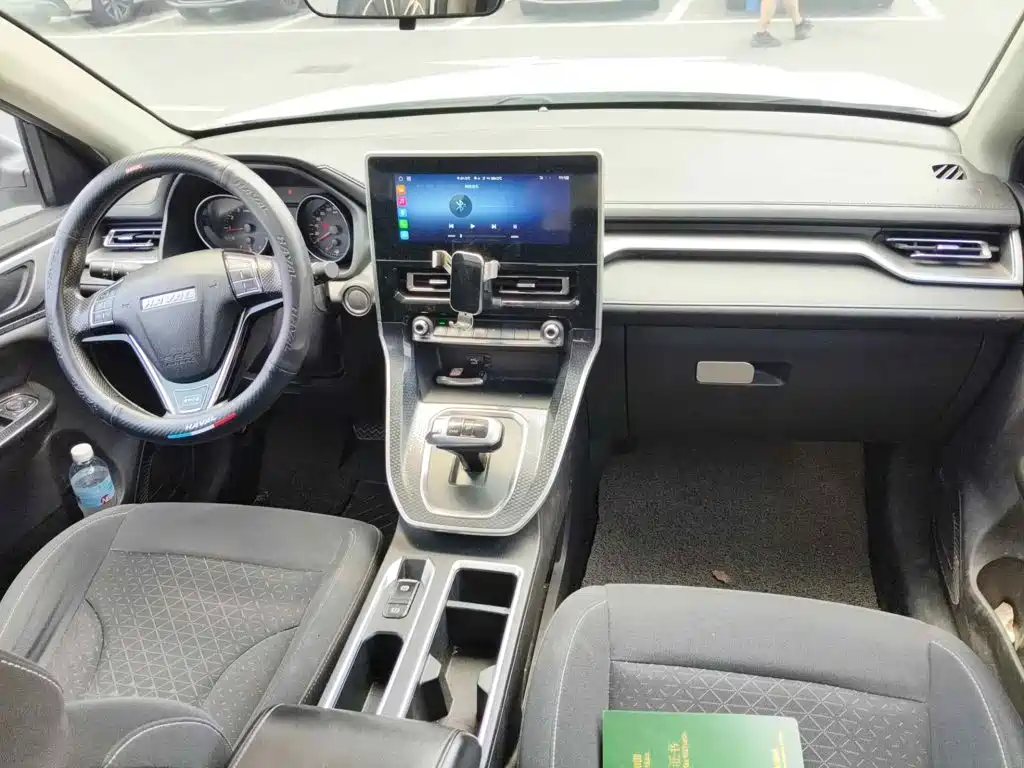 Фото 12 - Haval M6