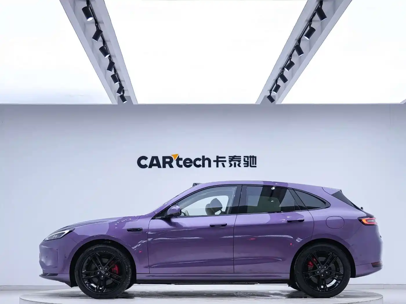 AITO Wenjie AITO M5 2025 Extended Range Ultra AWD фото 2