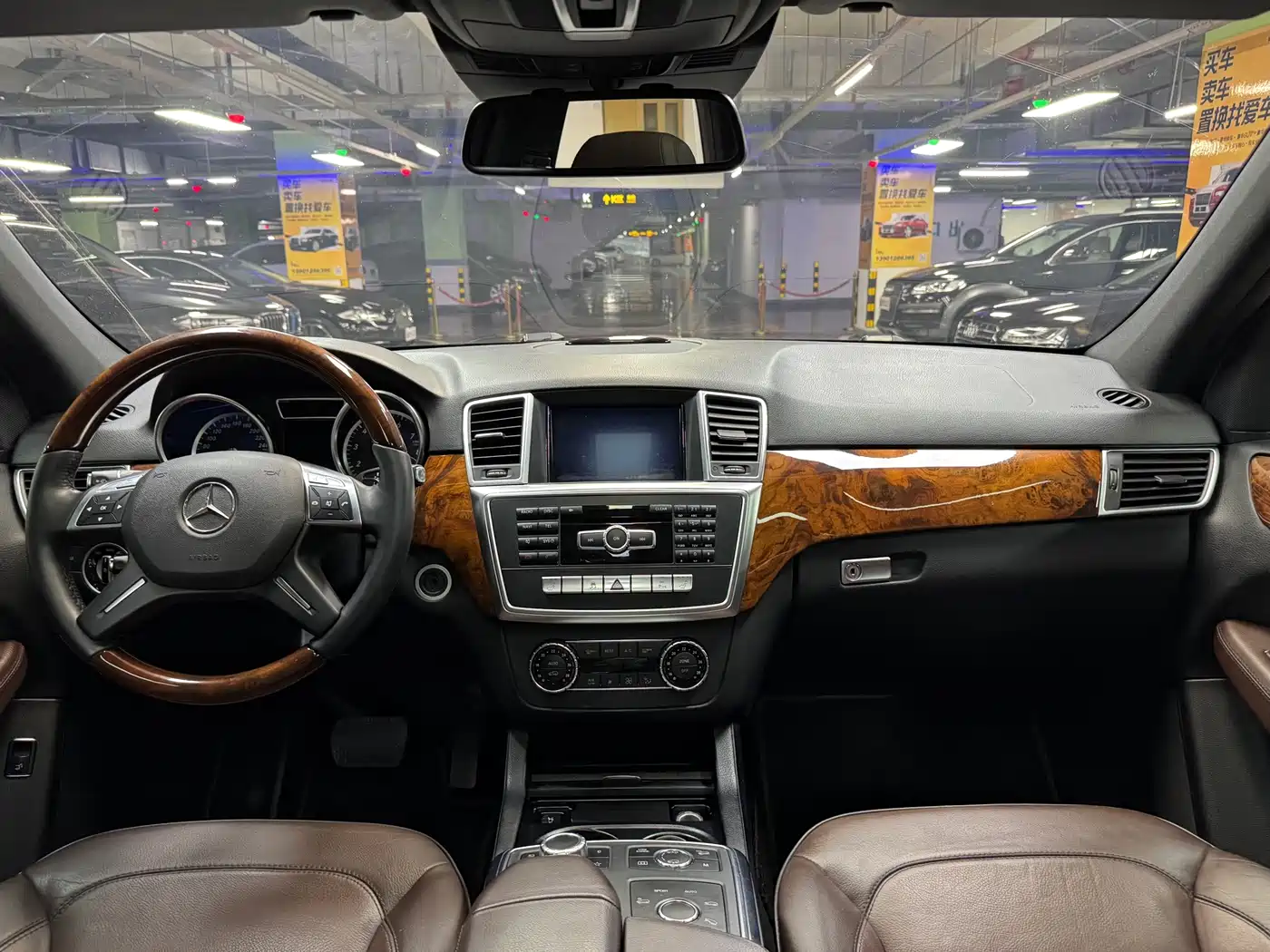 Mercedes-Benz M-Class 2012 Model ML 350 Luxury фото 18