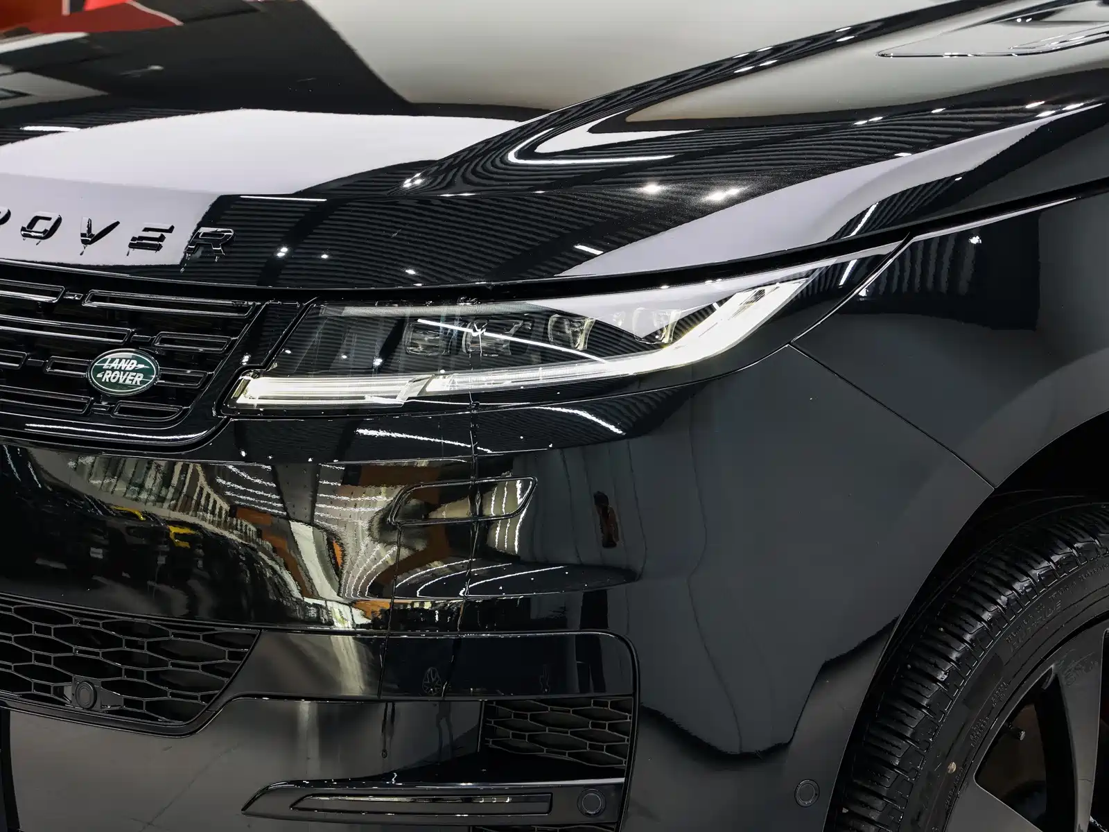Photo 8 - Land Rover Range Rover Sport