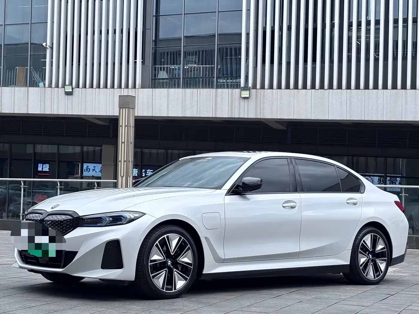 BMW i3
