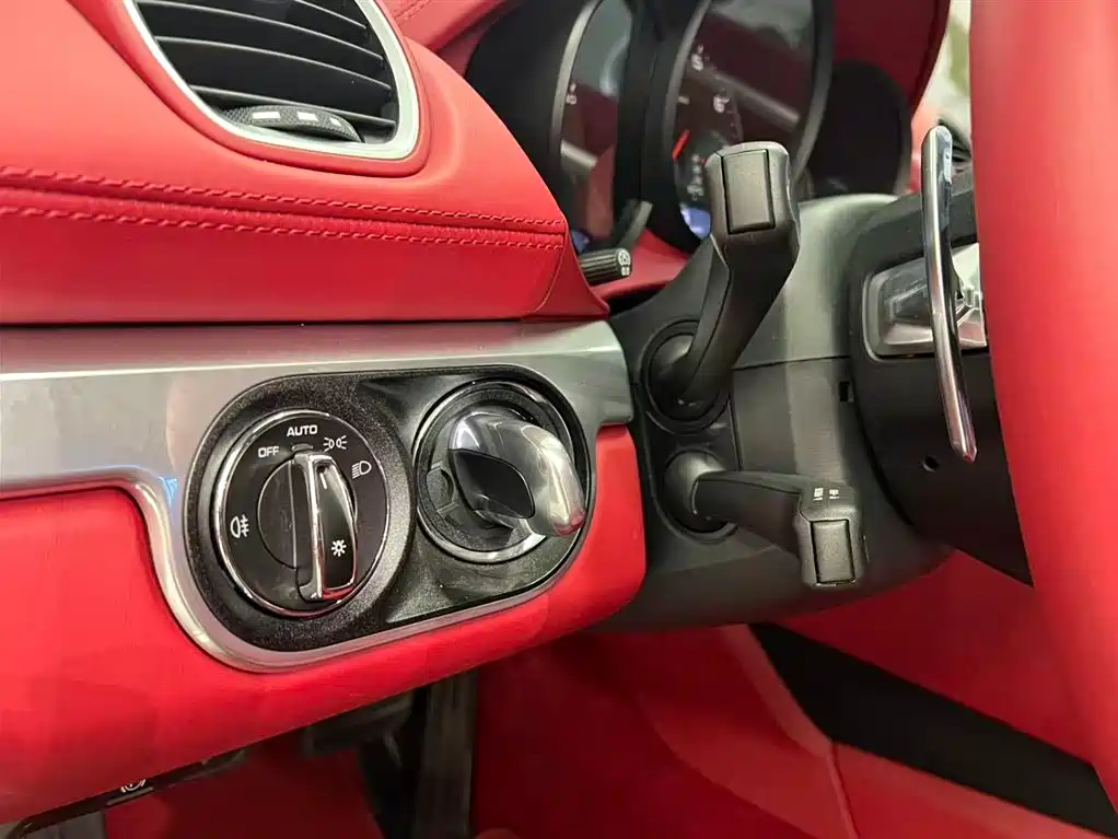 Porsche 718 фото 23