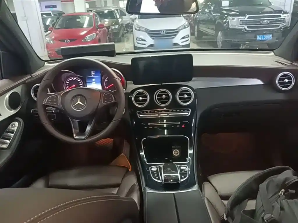 Mercedes-Benz GLC 2016 GLC 200 4MATIC фото 10