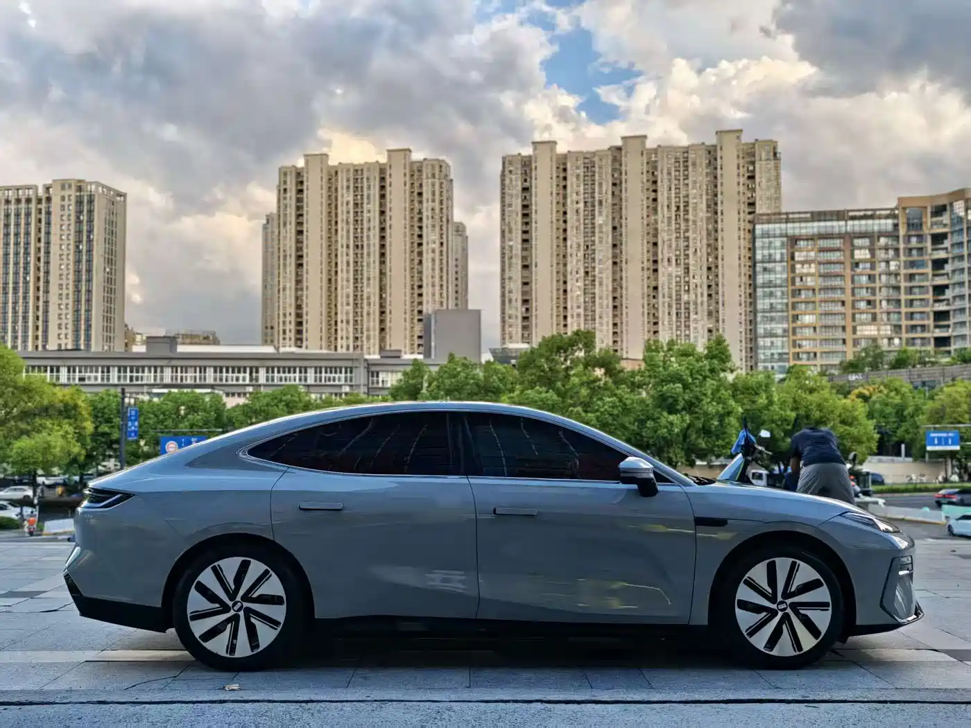 Geely Galaxy Galaxy E8 2024 2024 665km RWD Starship Voyager Edition