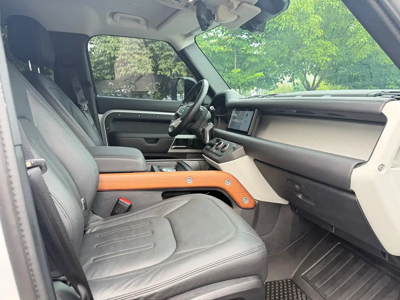 Land Rover Defender 2020 2020 Model 110 P400 HSE