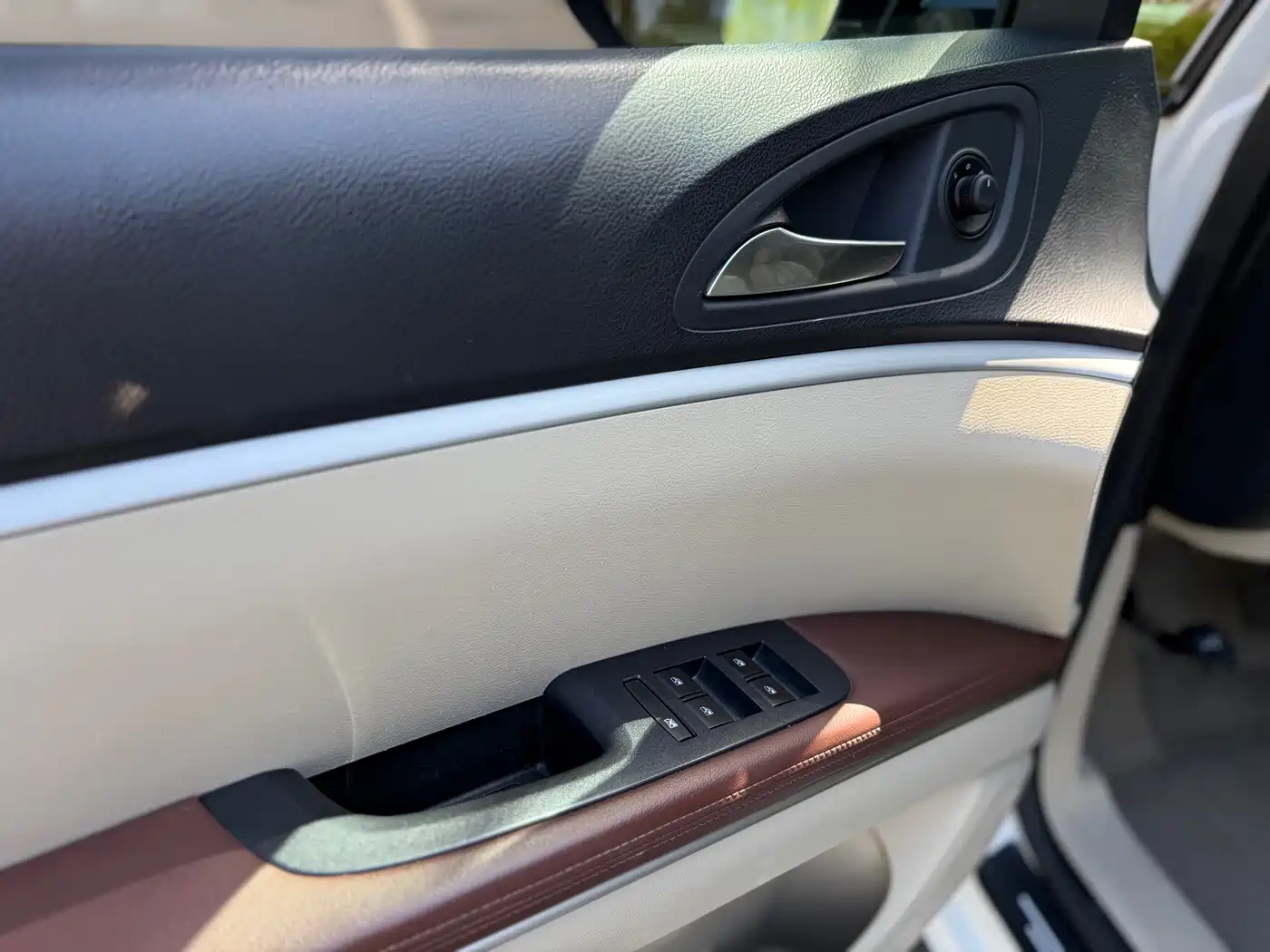 Buick GL8 2018 28T Luxury Model China VI фото 9