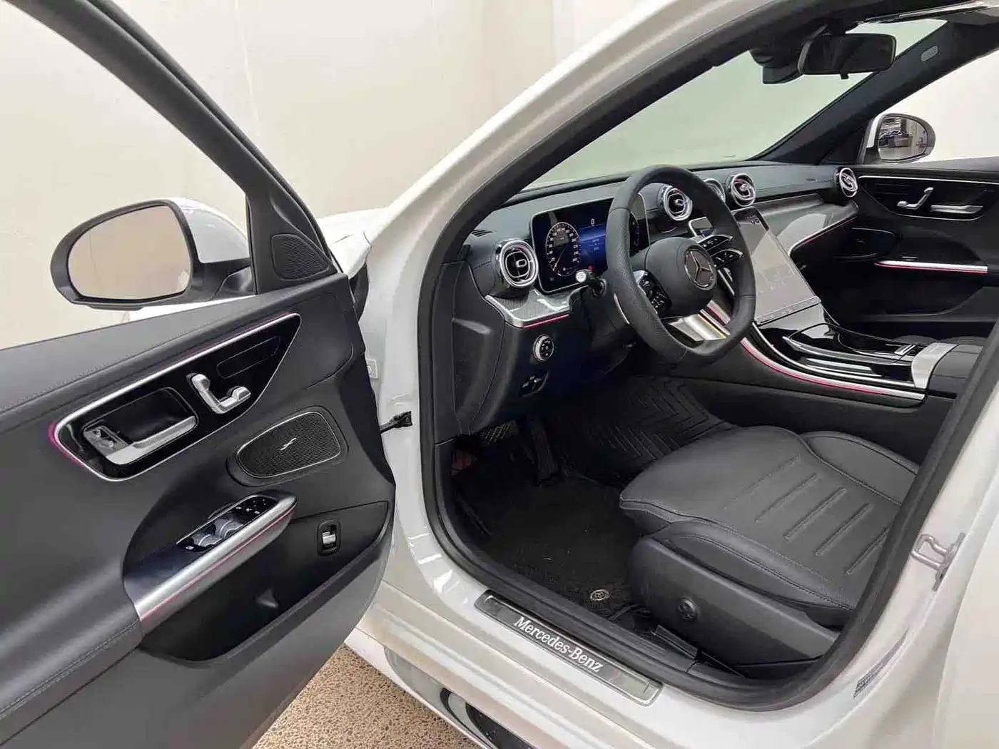 Mercedes-Benz C-Class 2024 Facelift C 260 L Sport фото 6