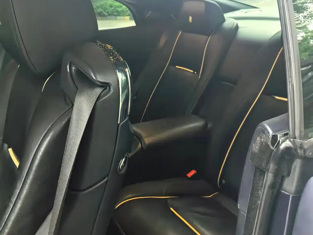 Фото 3 - Rolls-Royce Wraith
