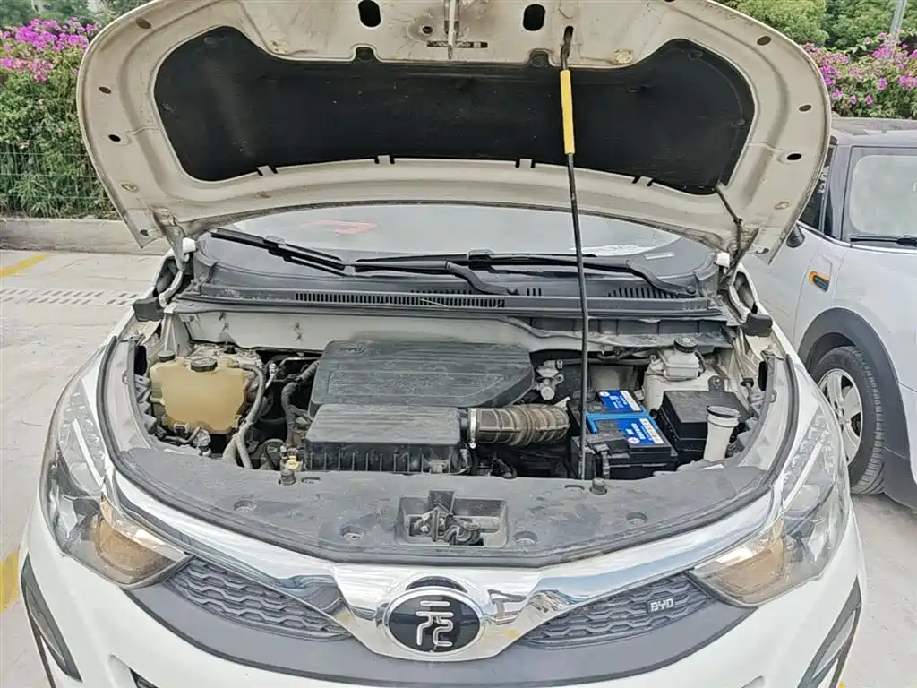BYD Yuan 2018 2017 1.5L Auto Cool Connect