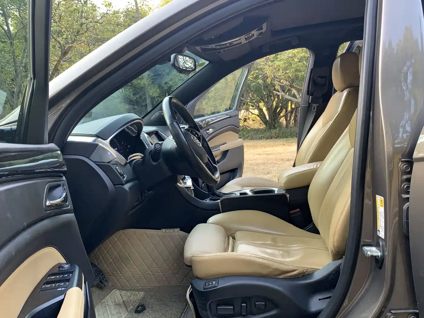 Cadillac SRX 2015 3.0L Elite фото 20